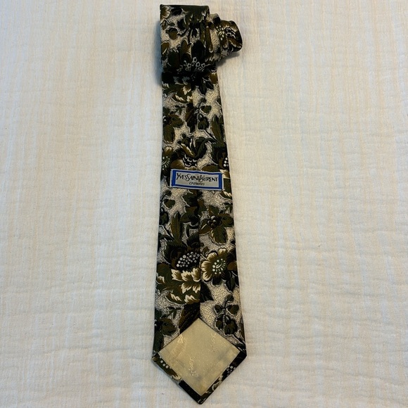 👔 YSL Necktie 👔 - Picture 4 of 6